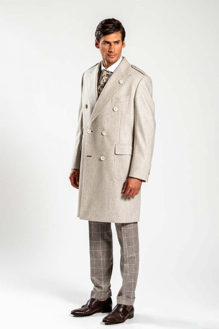 Men coat in beige wool