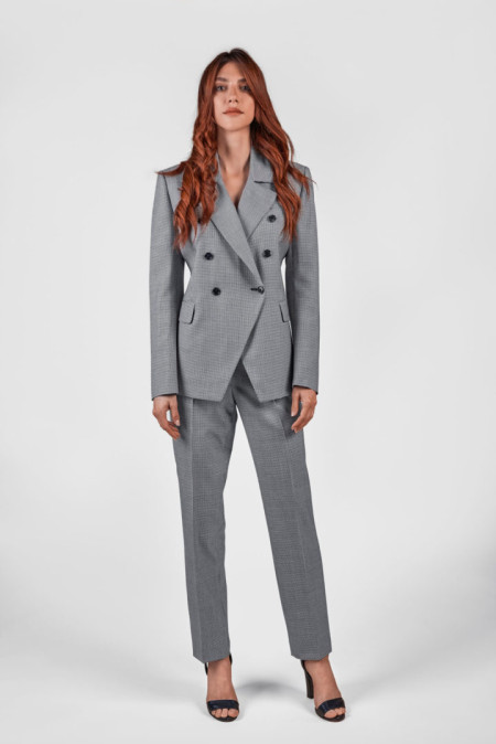 Women’s suit in pied de poule wool
